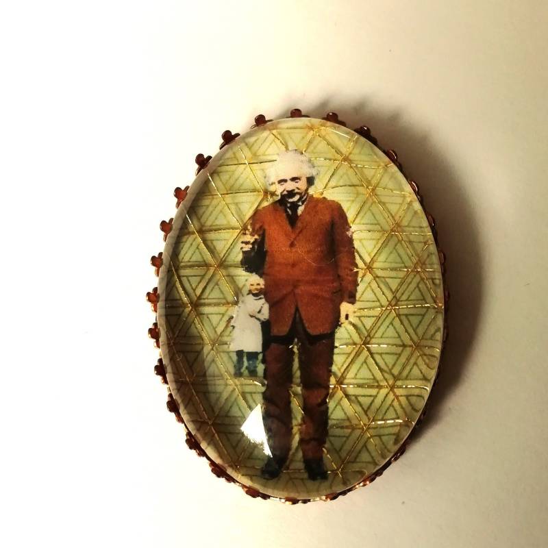 Handgestickte Brosche Von Albert Einstein von AtelierAgueda