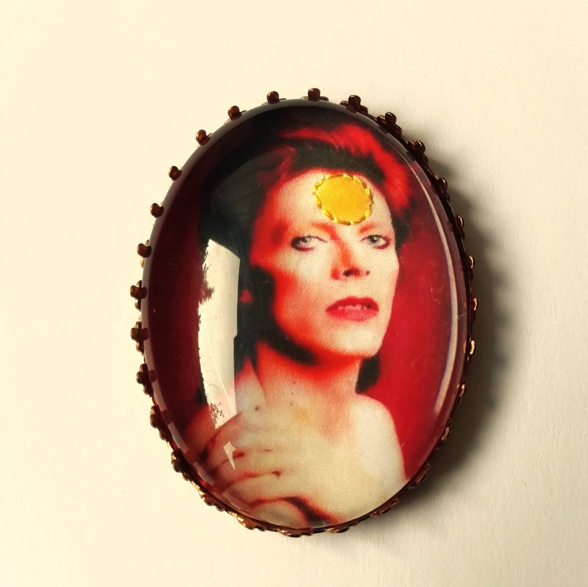 Handgestickte Brosche Von David Bowie von AtelierAgueda