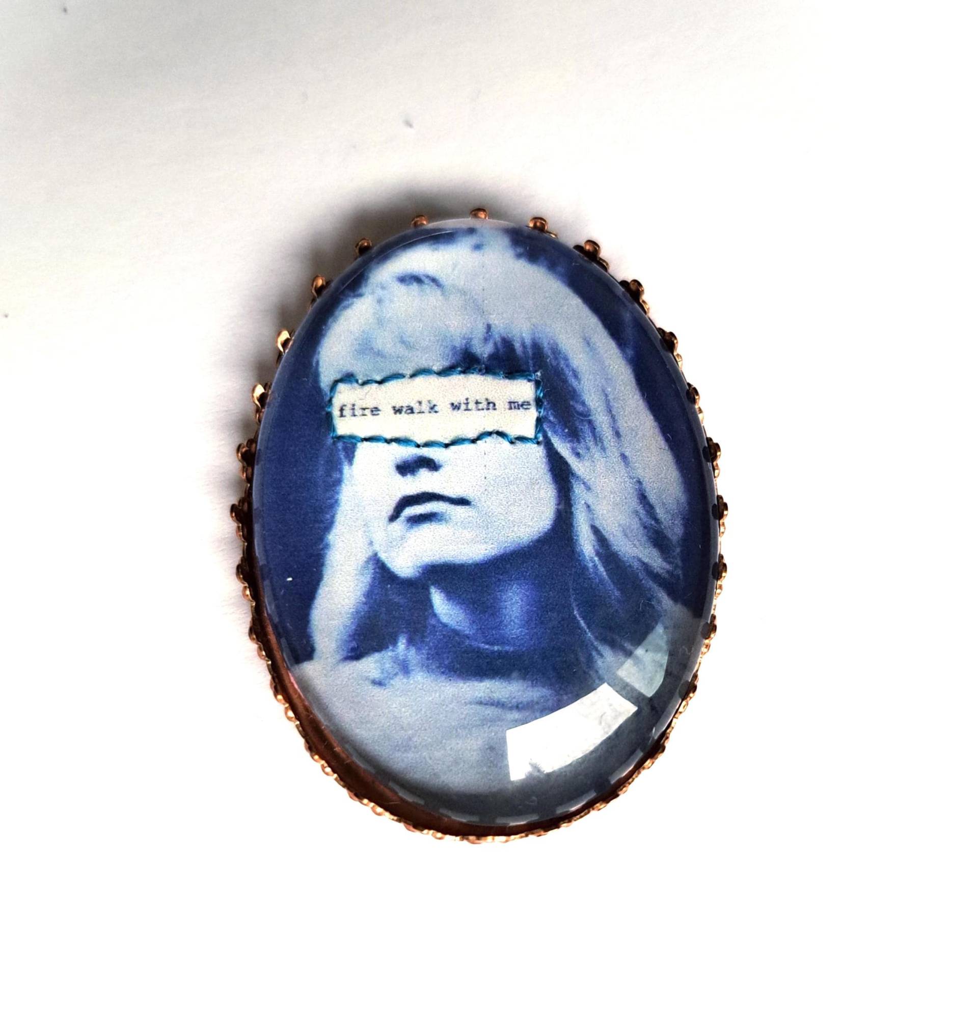 Laura Palmer - Handbestickte Brosche „Twin Peaks" von AtelierAgueda