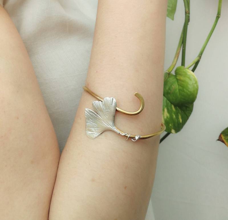 Ginkgo Armmanschette, Silber Armband, Oberarm Manschette, Geschenk Für Frauen, Hochzeitsgeschenk, Blatt Armmanschette von AtelierBcnJoiaShop