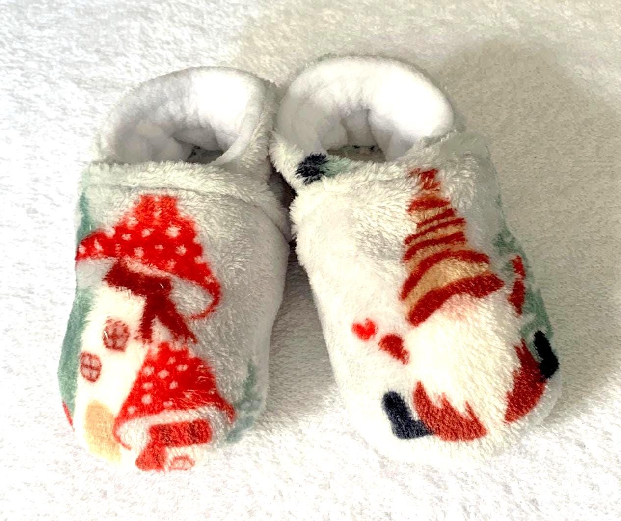 Unter Dem Baum, Babyschuhe, Weihnachtsschuhe, Winter-Babyschuhe von AtelierBlueberry