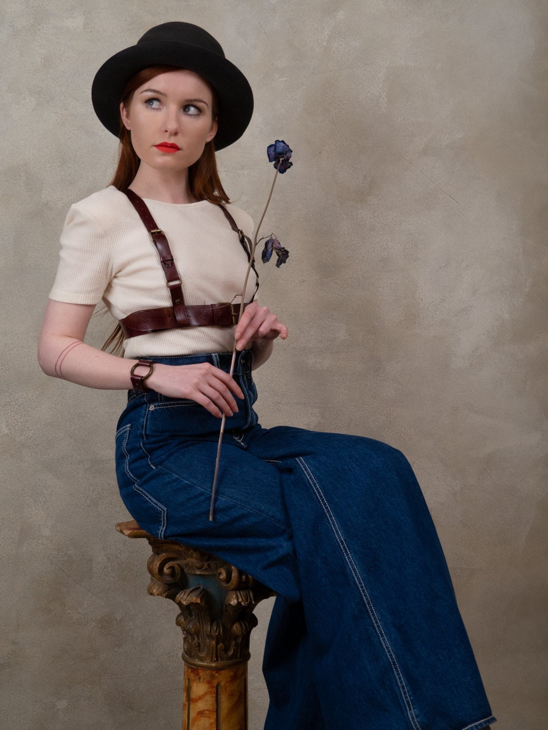 Le Harnais Von Atelier Calypso Handgefertigtes Ledergeschirr Made in France von AtelierCalypso