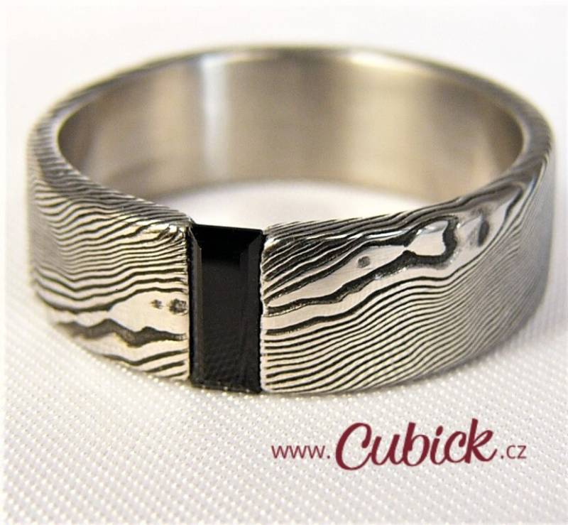 Onyxir Damastring Ehering Oder Verlobungsring Mit Onyx Für Ihn Sie von AtelierCubick