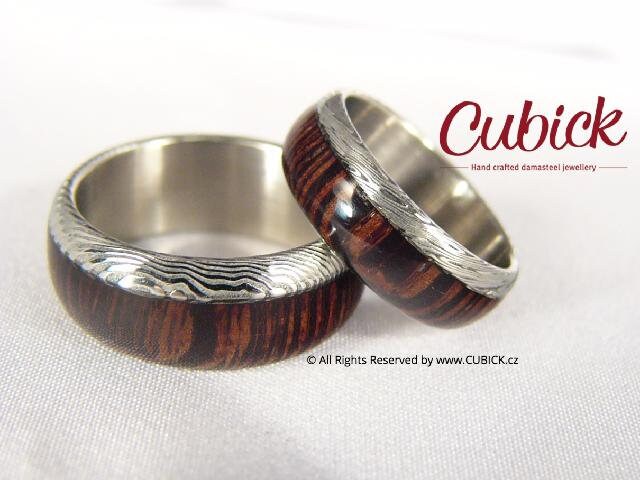 Woovdir - Damaholz Eheringe | Damastahl Und Orientholz Entworfen Von Petr Kubícek von AtelierCubick
