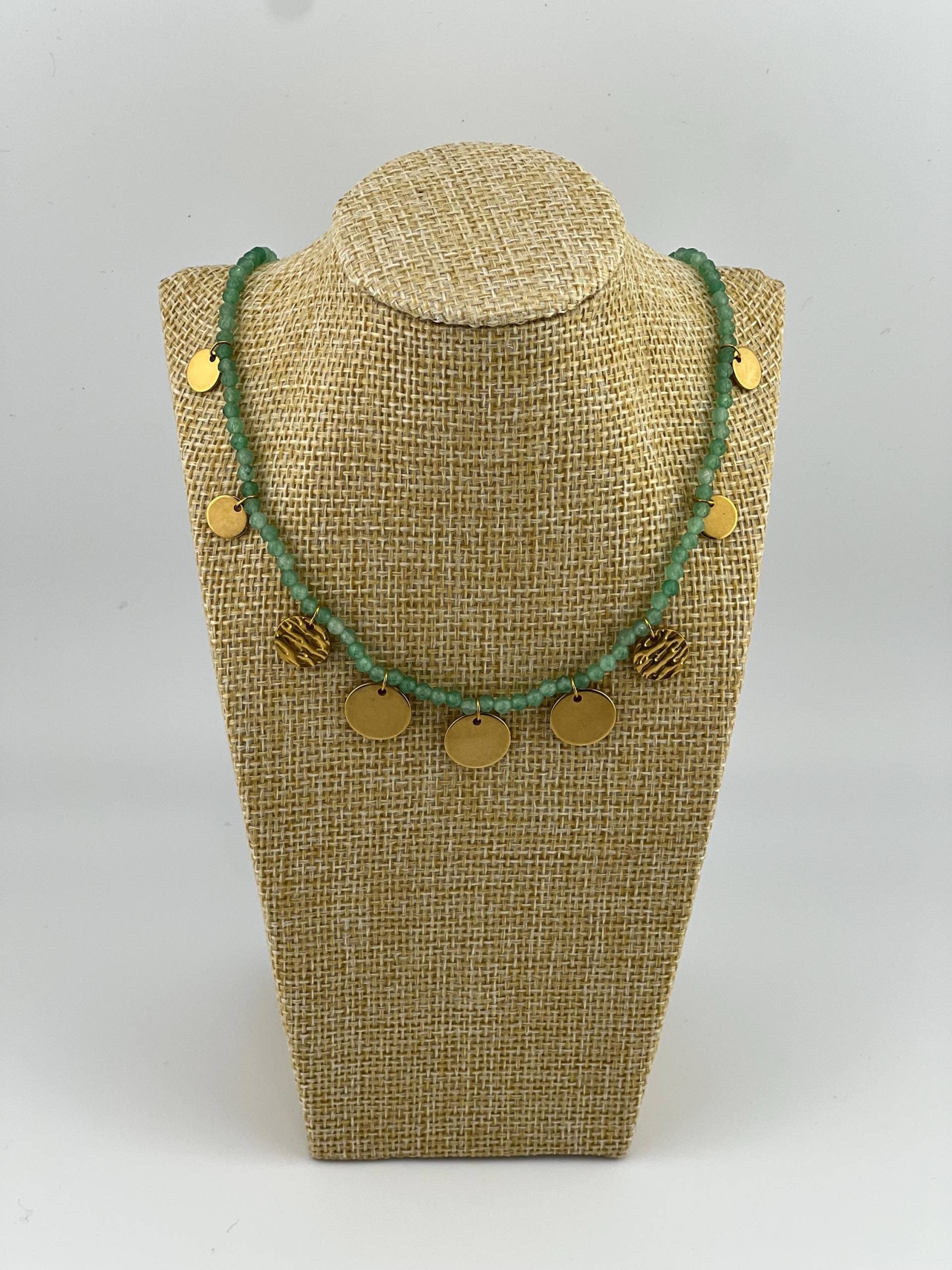 Chocker Halskette, Grün Aventurin Und Edelstahl Medaillons Naturstein Perlen von AtelierDuFiguier