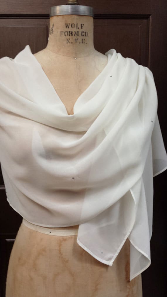 Elfenbein Chiffon Schal Wrap Mit Strass Elfenbein Chiffon Schal Wrap Mit Strass von AtelierFavorite