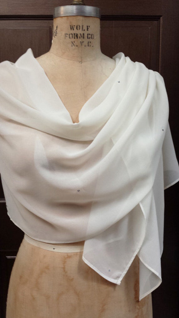 Elfenbein Chiffon Schal Wrap Mit Strass Elfenbein Chiffon Schal Wrap Mit Strass von AtelierFavorite