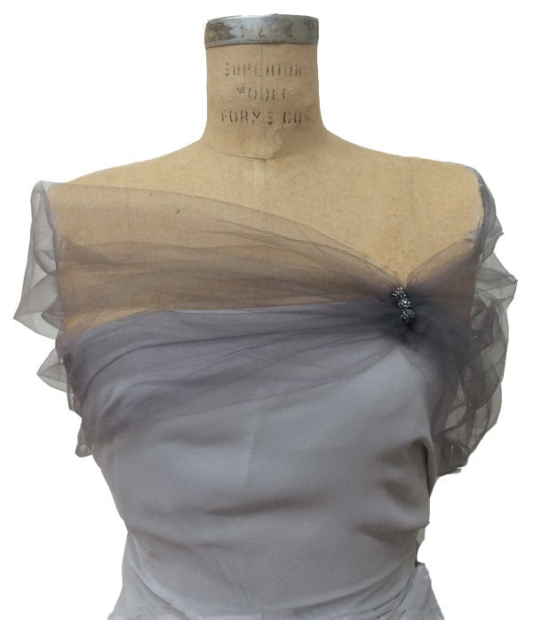 Grauer Tüll Shrug, Stola, Abend Wrap, Sheer Cover Up Grauer Tüll Shrug, Stola, Abend Wrap, Sheer Cover Up von AtelierFavorite