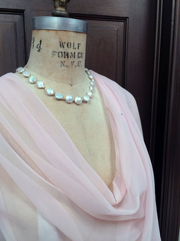 Hellrosa Xl Chiffon Schal Wickeltuch Blush Rosa Mit Strasssteinen Hellrosa Xl Chiffon Schal Wickeltuch Blush Rosa Mit Strasssteinen von AtelierFavorite