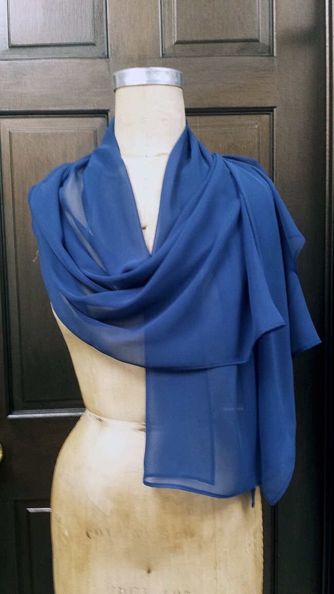 Marine Blau Chiffon Schal Wickelschal Marine Blau Chiffon Schal Wickelschal von AtelierFavorite