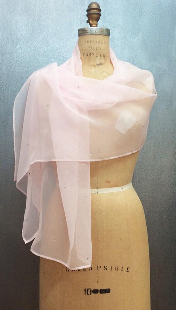 Rosa Chiffon Schal Wrap Mit Strass von AtelierFavorite