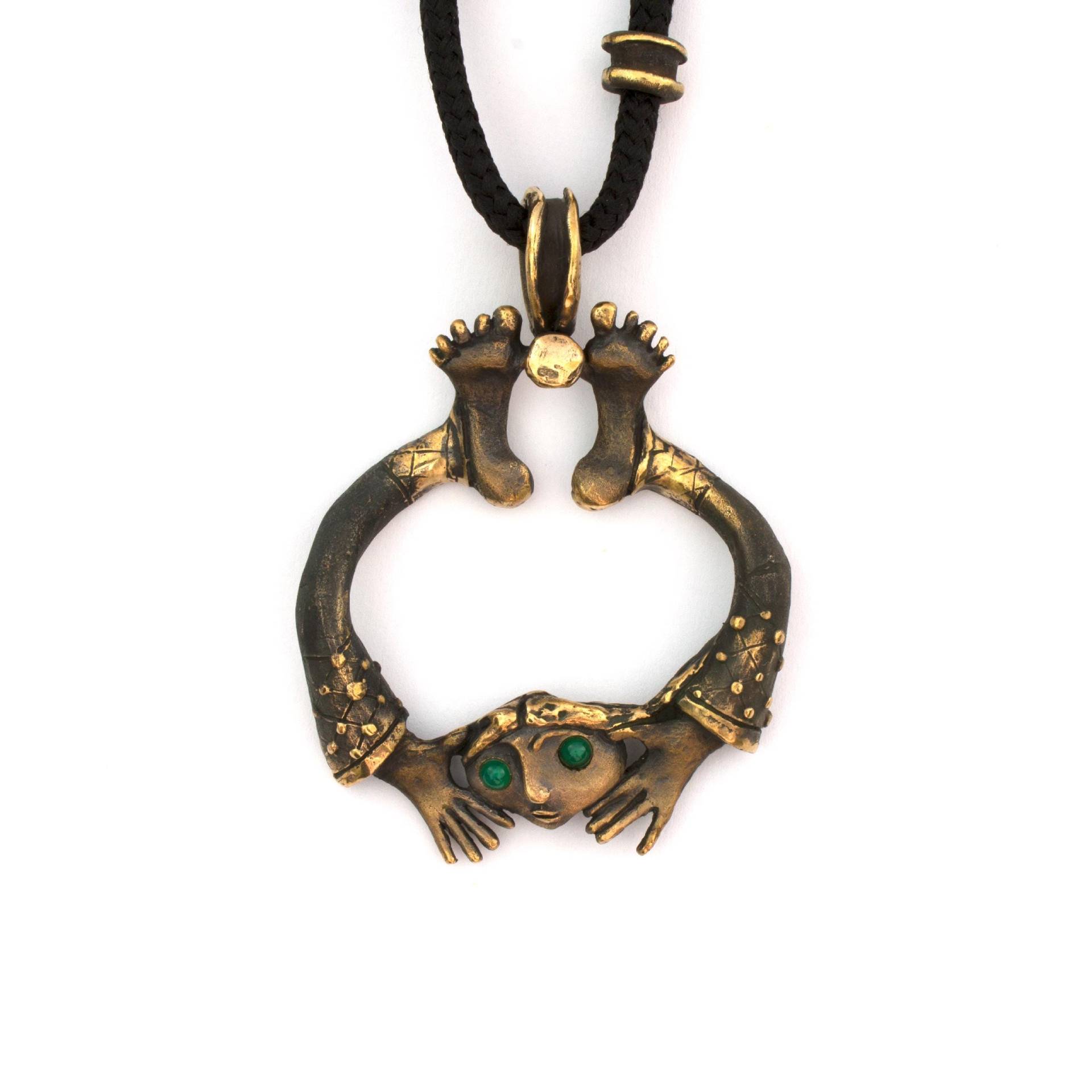 100 Acrobat Bronze Anhänger Halskette Mit Chrysopras Von Vojtěška Vlèková von AtelierJaromira