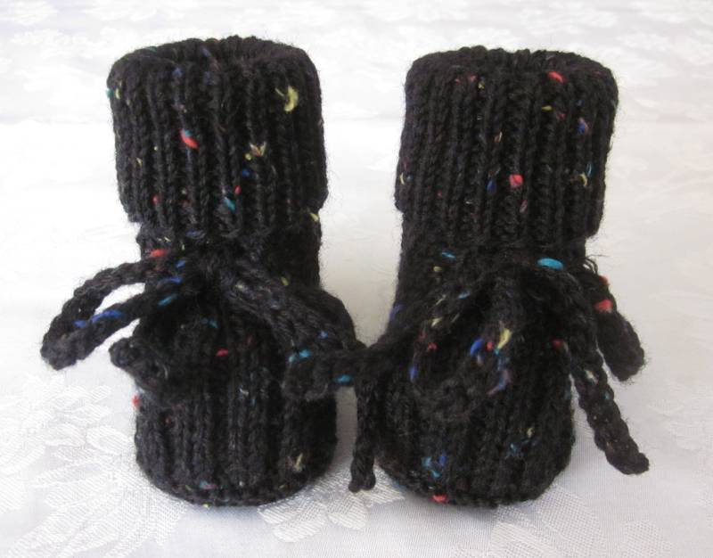 Babysöckchen, Babyschuhe, Tweed Schwarz Babysöckchen, Babyschuhe, Tweed Schwarz von AtelierKammikatze
