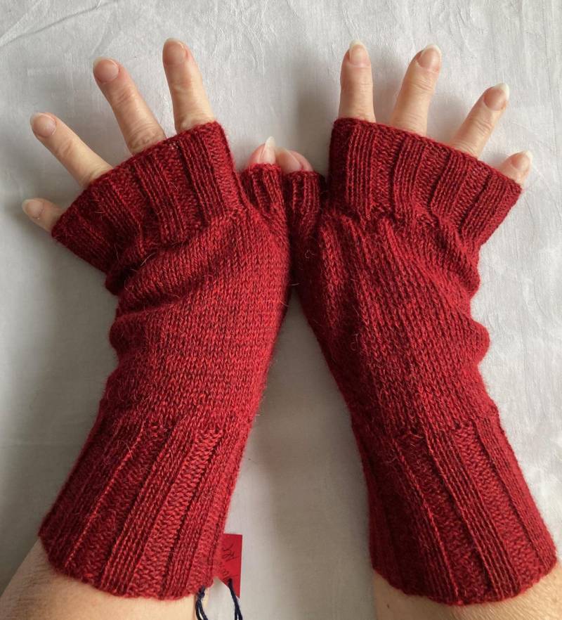 Fingerlose Handschuhe "Robusto Color", 100% Alpaka, Dunkelrot Heather Fingerlose Handschuhe "Robusto Color", 100% Alpaka, Dunkelrot Heather von AtelierKammikatze
