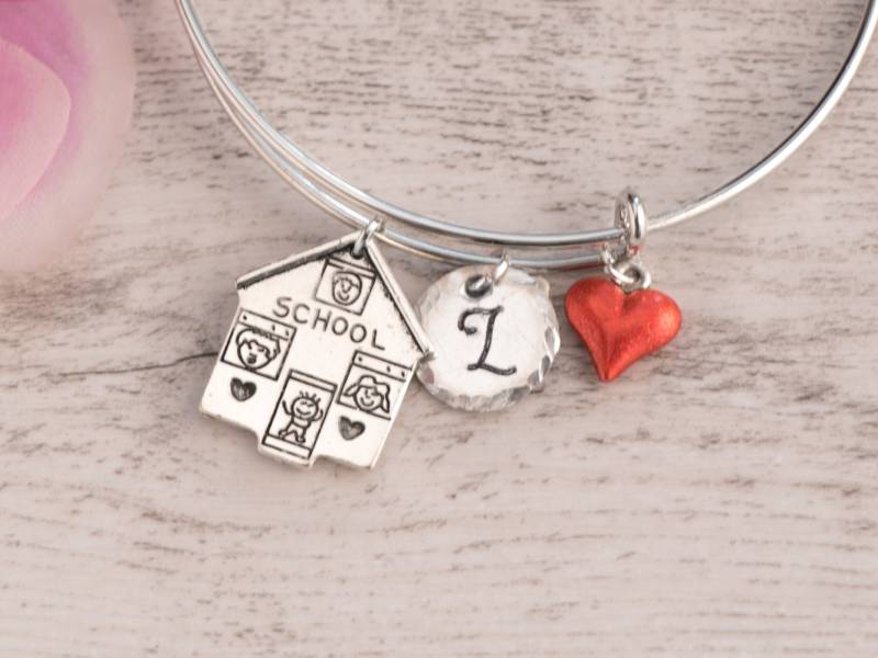 Personalisieren Namen Kinder, Lehrer Armband Armreif Verstellbar, Back To School Geschenk Kindermädchen, Baby Füße, Neue Aus Klasse Von 2018 von AtelierMinnie