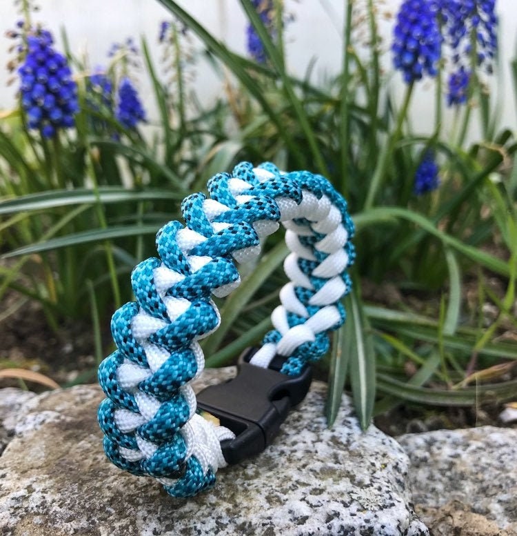 Paracord-Armband Typ Iii - Piranha-Modell/Paracord-Schmuck Überlebensarmband von AtelierParacorde