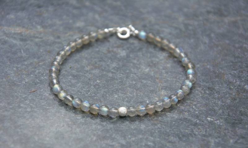 Wunderschönes Labradorit Armband in Aaa-Qualität Mit 925 Silber-Elementen von AtelierPelzer