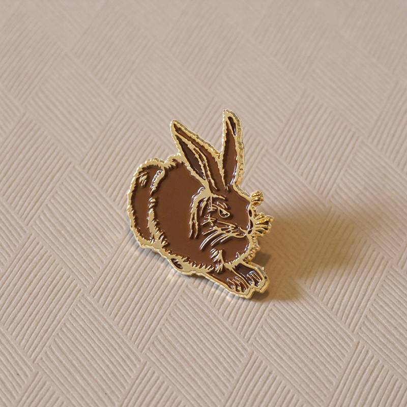 Junge Hase | Tasche Museum Soft Enamel Pin Kaninchen Malerei Von Albrecht Dürer von AtelierPersephone