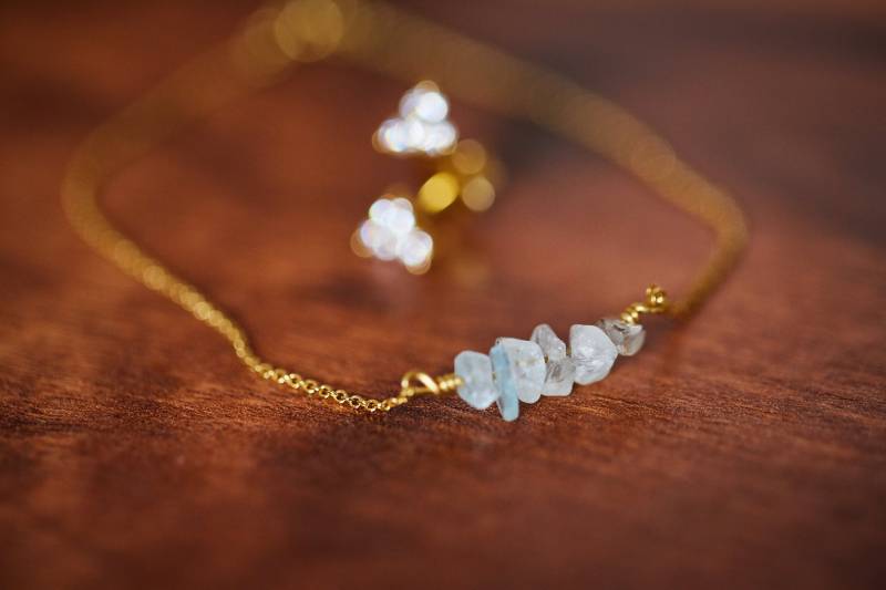 Delicate Necklace in Sterling Silver With Aquamarine von AtelierSanchez