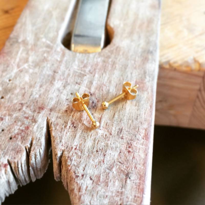 Kleine Kugel Ohrstecker // Mini Kügelchen Rund Handgefertigt Aus 925 Silber Kleine Kugel Ohrstecker // Mini Kügelchen Rund Handgefertigt Aus 925 Silber von AtelierSanchez