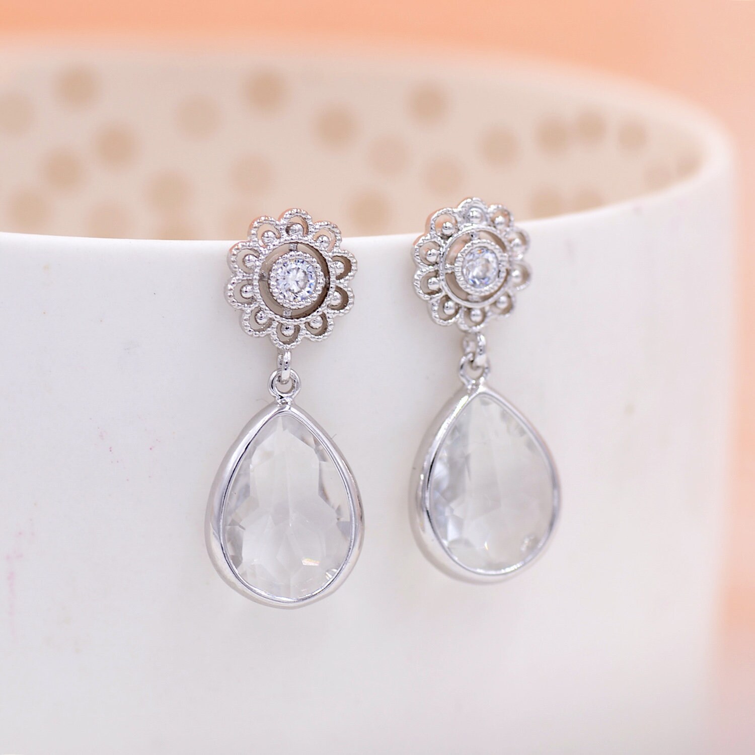 Verheiratete Ohrringe, Sibel, Ohrringe Blume Tropfen, Gold, Silberschmuck, Schmuck, Boho von AtelierSarahAime