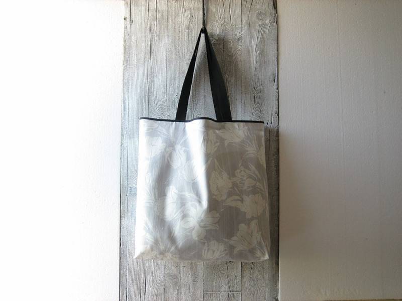 Einkaufstasche Mit Langen Henkeln Aus Grauer Blumen-Baumwolle/Baumwoll-Markttasche Shopper Für Sie Große Wiederverwendbare Strandtasche von AtelierSettembre