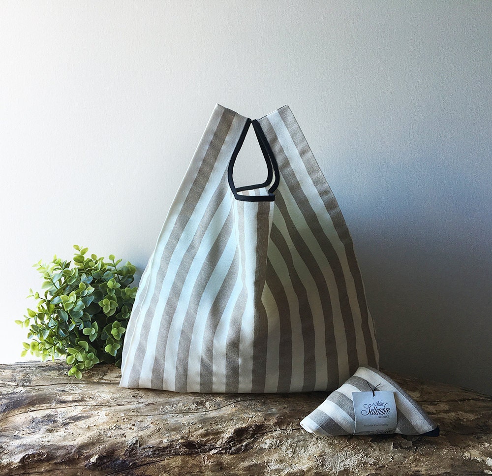Lunchbag Handgefertigt Aus Beige Gestreifter Baumwolle, Einkaufstasche Wiederverwendbar Und Faltbar, Muttertagsgeschenk, Für Sie Lunchbag Handgefertigt Aus Beige Gestreifter Baumwolle, Einkaufstasche Wiederverwendbar Und Faltbar, Muttertagsgeschenk, Für Sie von AtelierSettembre