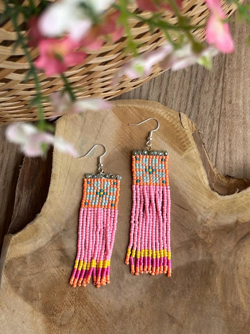 Retro Bloom Vintage Ohrringe - Handgemacht Mit Perlen & Blumenmuster/style Schmuck Boho Ohrschmuck Unikat von AtelierSi