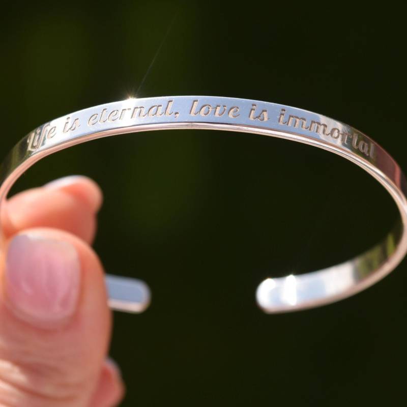 Feiner Armreif Aus 925 Sterlingsilber Mit Wunschgravur - Außen Oder Innen Gravierbar von AtelierSilverMouse