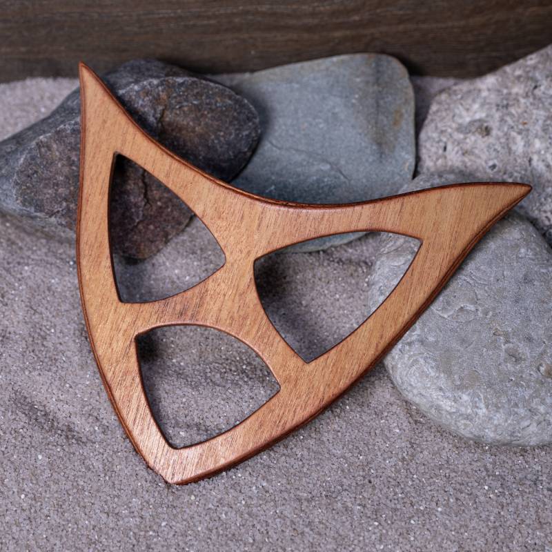 Schalring Aus Holz, Ideal Für Leichte Und Schwerere Tücher Schals, Sehr Formschön Stabil von AtelierSinger