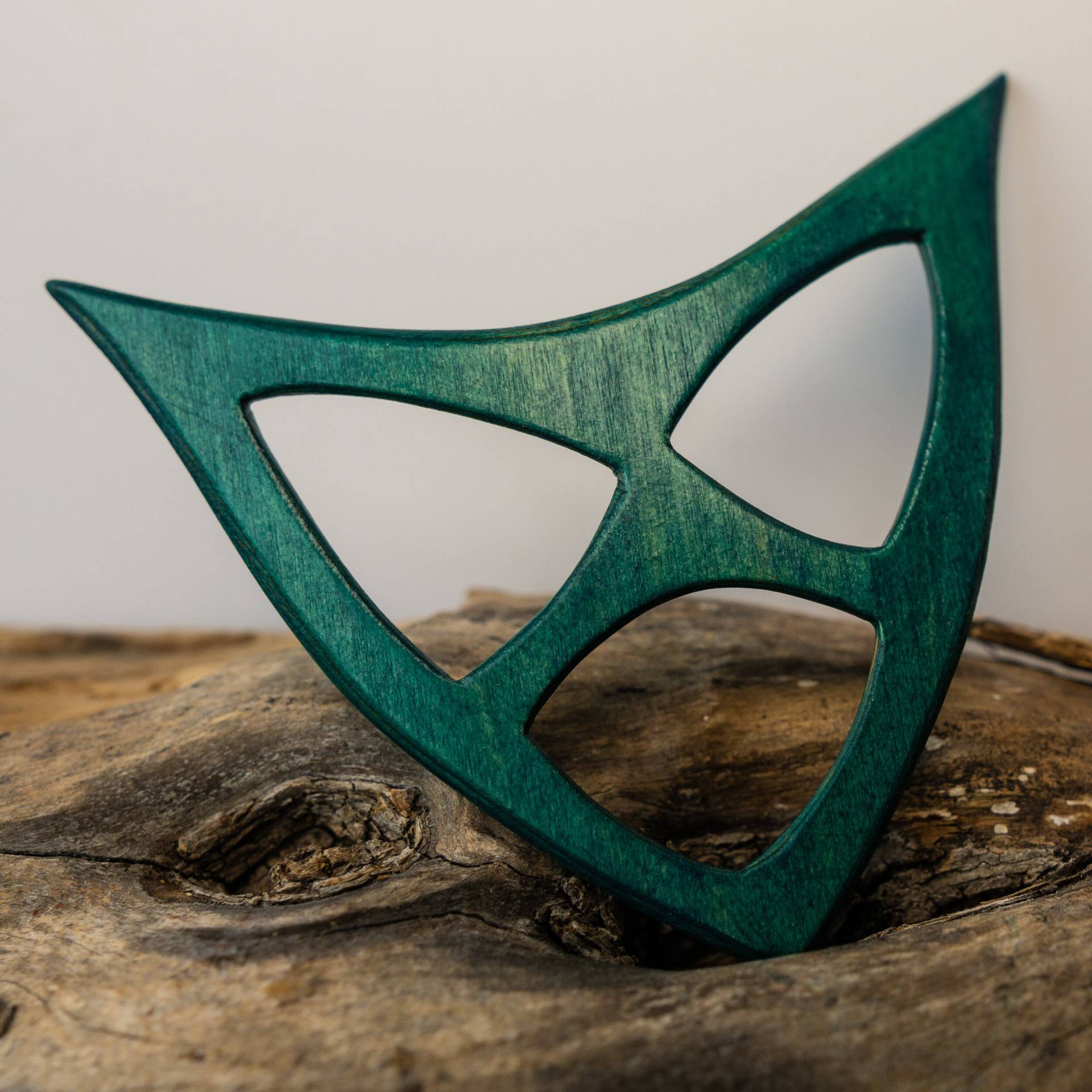 Schalring Aus Holz, Ideal Für Leichte Und Schwerere Tücher Schals, Sehr Formschön Stabil. | Leichte Farbabweichungen Sind Möglich von AtelierSinger