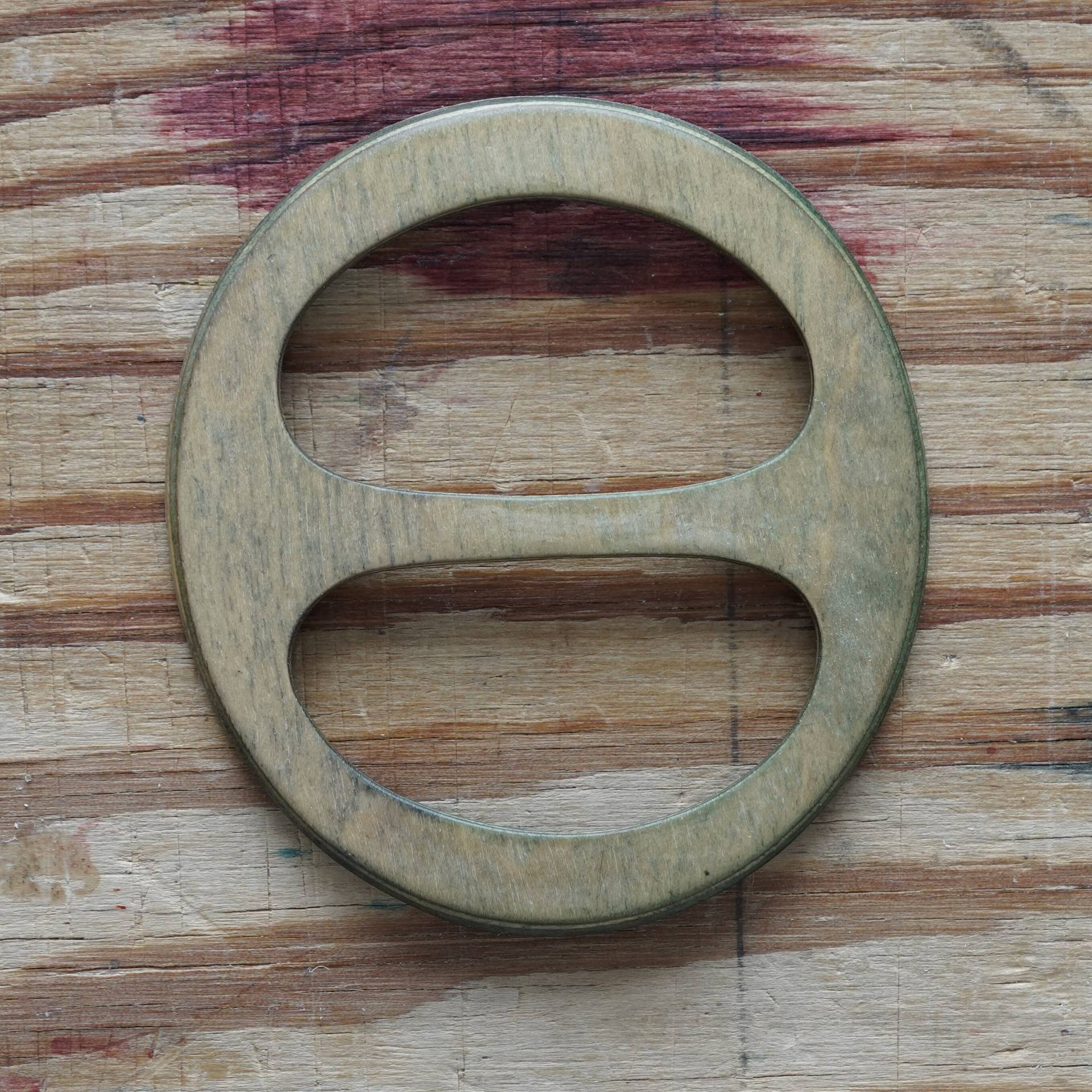 Tu 021221 Tuchschließe Und Schalring Aus Formverleimtem Dünnen Birkenholz. 6-Schichtig Dadurch Sehr Bruchfest. Extrem Leichtes Unikat von AtelierSinger