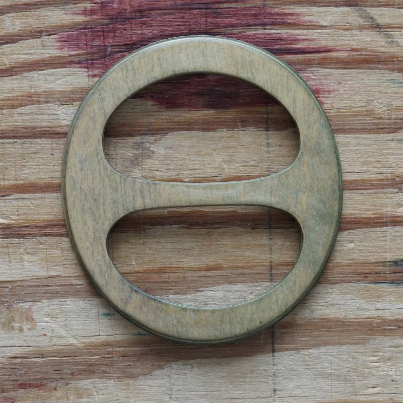 Tu 021221 Tuchschließe Und Schalring Aus Formverleimtem Dünnen Birkenholz. 6-Schichtig Dadurch Sehr Bruchfest. Extrem Leichtes Unikat von AtelierSinger