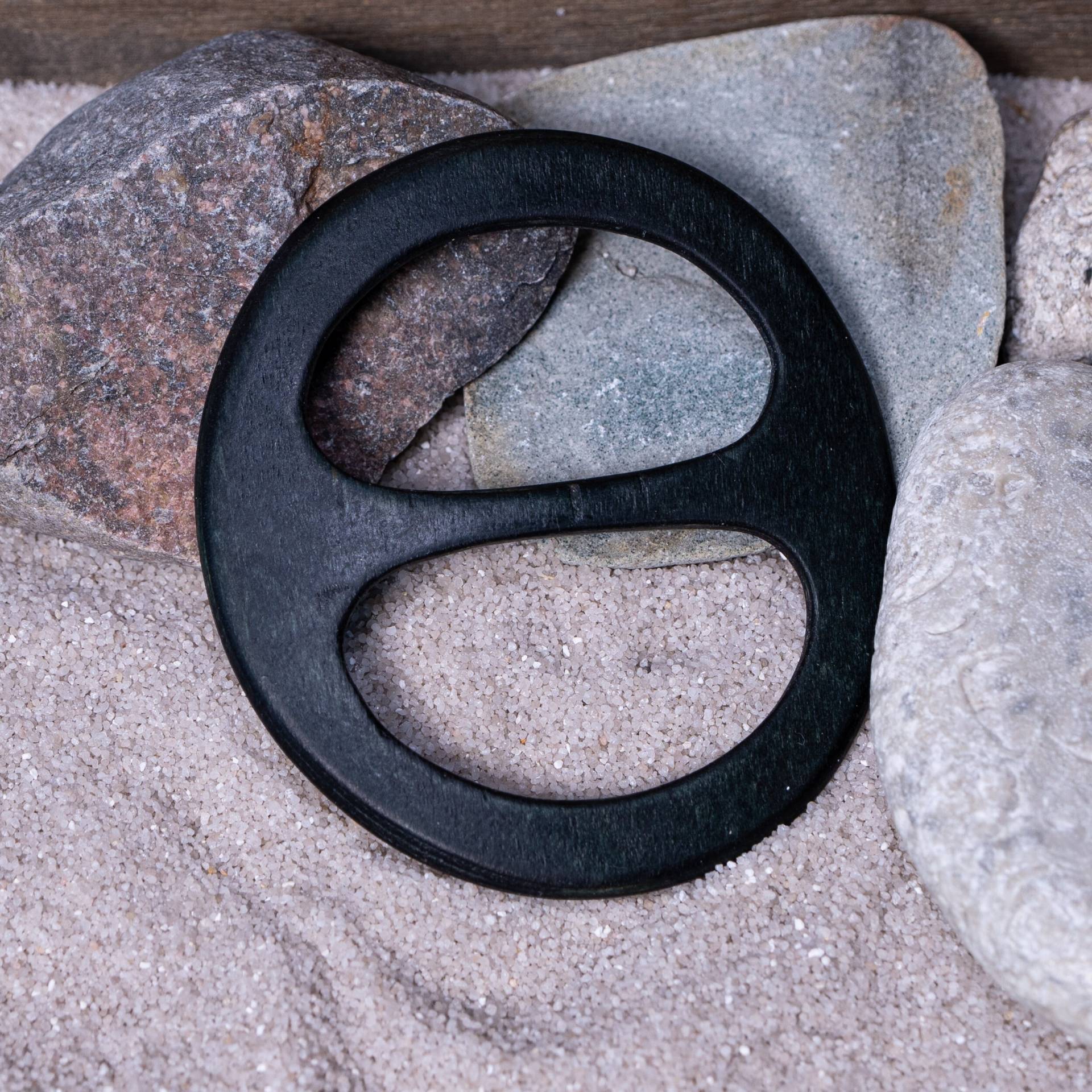 Tuchschließe, Größe M, Aus 6Fach Formverleimtem Dünnen Birkenholz. Federleicht Und Sehr Bruchfest von AtelierSinger