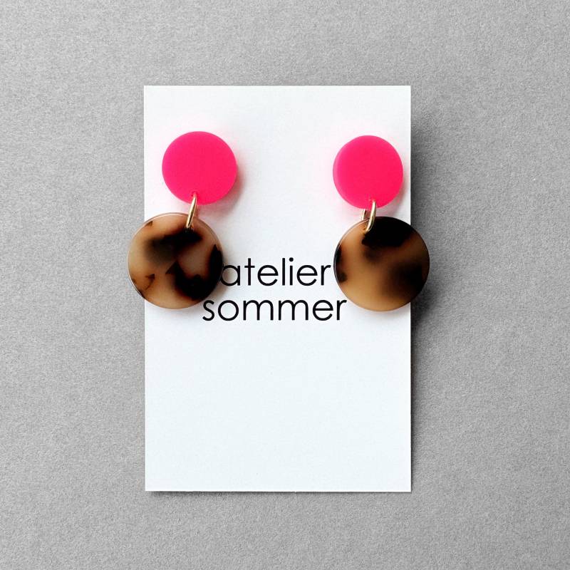Ohrstecker Oh Leo Neon 02, Statement Ohrringe, Schmuck von AtelierSommer