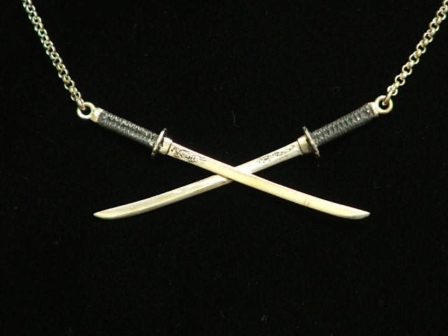 925 Sterling Silber Drachen Und Tiger Katana Halskette 18" Auf Bestellung 925 Sterling Silber Drachen Und Tiger Katana Halskette 18" Auf Bestellung von AtelierTheHun