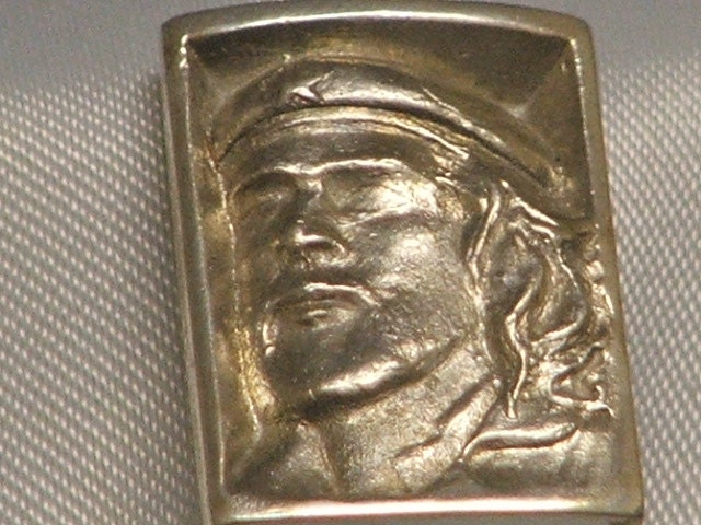 Che Ernesto Che Guevara Sterling Silber Bas Relief Porträt Anhänger - Auf Bestellung Hergestellt Che Ernesto Che Guevara Sterling Silber Bas Relief Porträt Anhänger - Auf Bestellung Hergestellt von AtelierTheHun