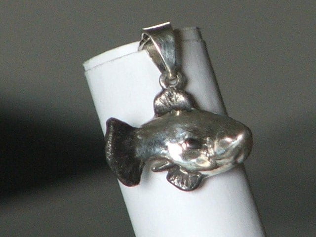 La Plata Die Platy Sterling Silber Fisch Anhänger-Made To Order La Plata Die Platy Sterling Silber Fisch Anhänger-Made To Order von AtelierTheHun