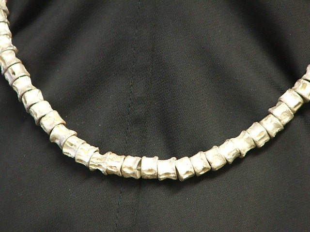 Shark Vertebrae Necklace-sterling Silber 17, 5" Halsband-Fähig Zu Versenden Shark Vertebrae Necklace-sterling Silber 17, 5" Halsband-Fähig Zu Versenden von AtelierTheHun