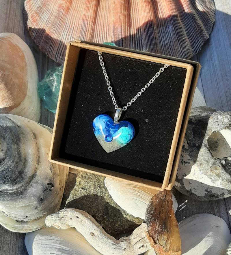 Kette "Herz Des Meeres" - Herz Mit Echtem Sand Vom Strand Handgemacht Welle. Geschenk Für Frauen, Die Das Meer Und Den Lieben von AtelierVonSimone