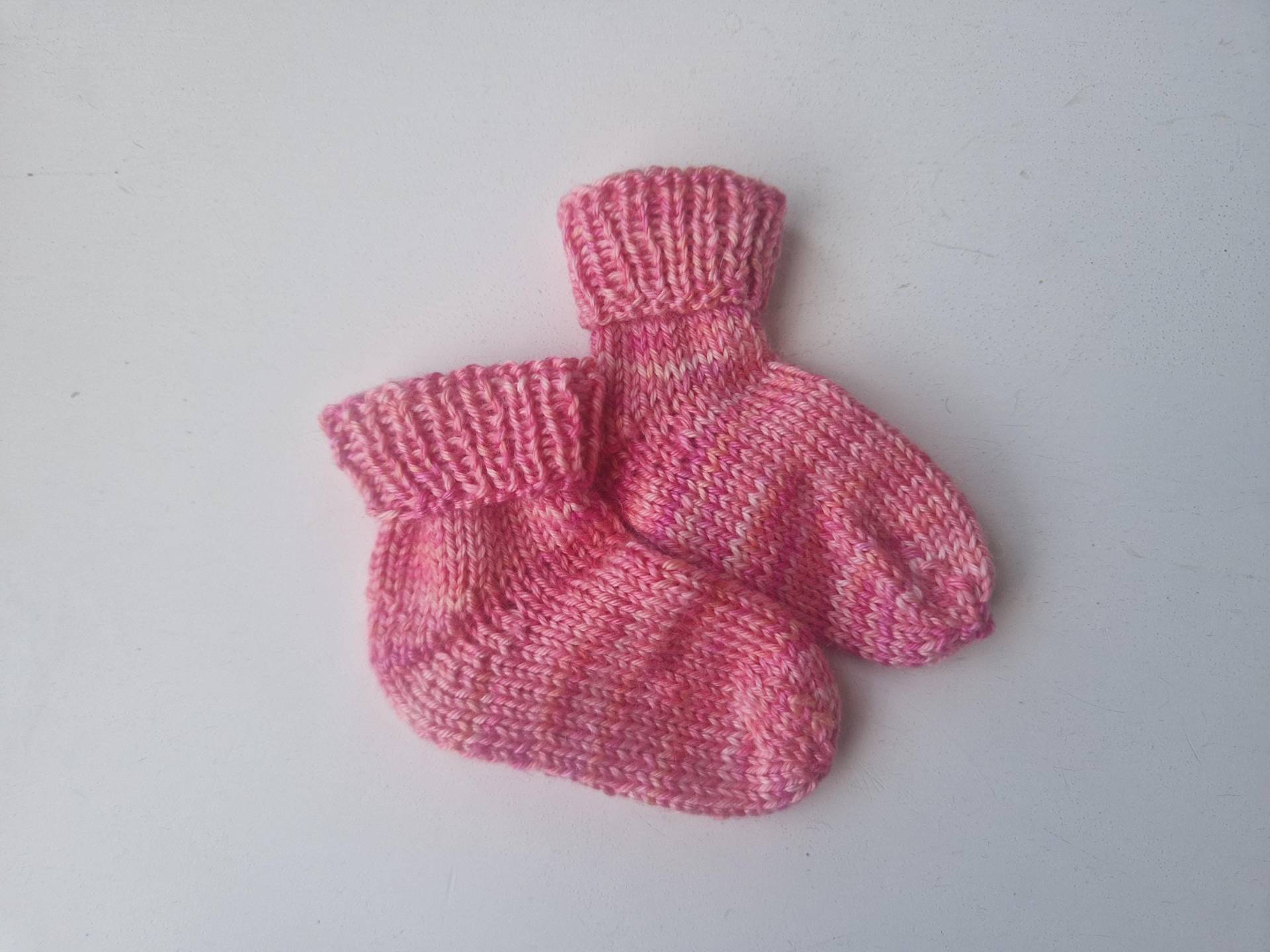 Erstlingssocken, Aus Wolle/Seide Gestrickt von AtelierWolke7