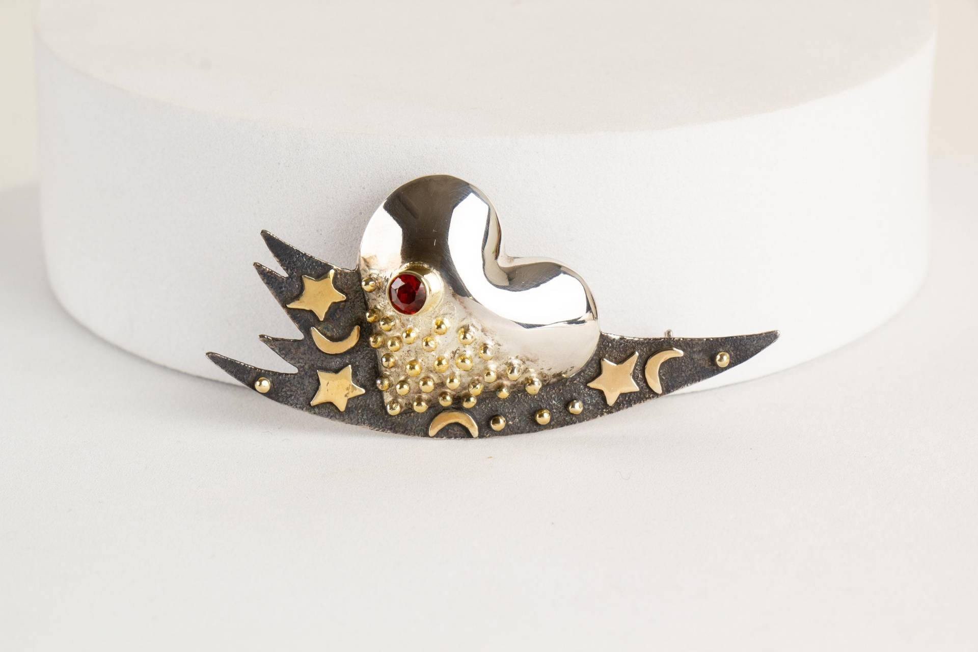 Brosche Sterling Silber 14K Gold Granat Edelstein Modernist Brosche Sterling Silber 14K Gold Granat Edelstein Modernist von AtelierZurLinde