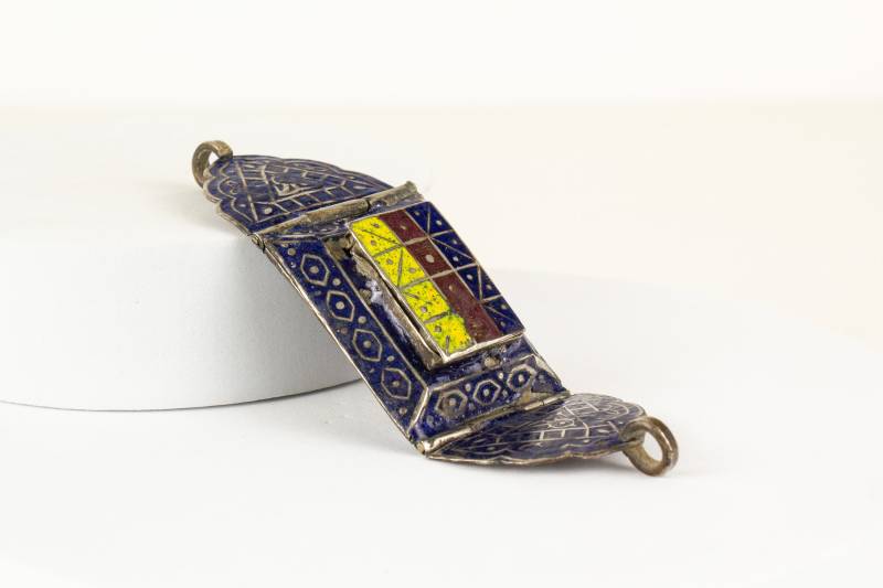 Multan Amulett Oberarm Silber Antik Emailliert von AtelierZurLinde