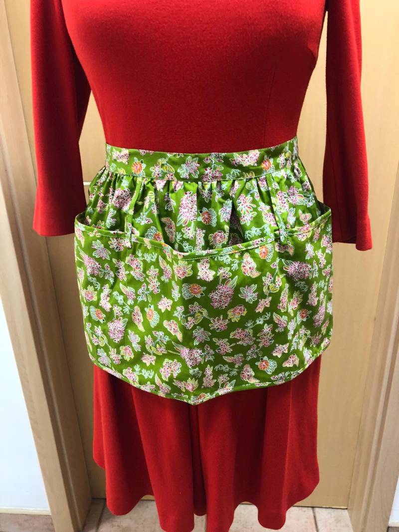 Wäscheschürze Hellblau-Gemustert Wäscheschürze Hellblau-Gemustert von AtelierbyLaube