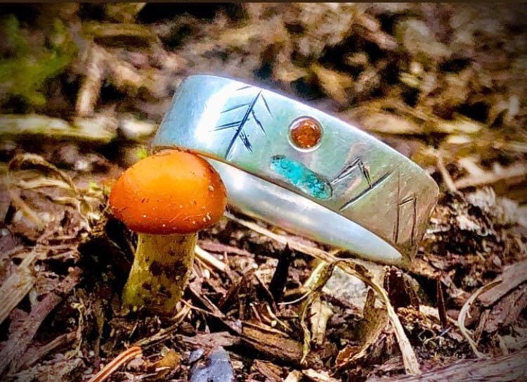 Ring Der 4 Elemente Silberring Mit Sonnensaphir-Edelsteinen. Perfekter Zum Verschenken. Handgefertigt in Kanada Ring Der 4 Elemente Silberring Mit Sonnensaphir-Edelsteinen. Perfekter Zum Verschenken. Handgefertigt in Kanada von AtelierdubonBouleau