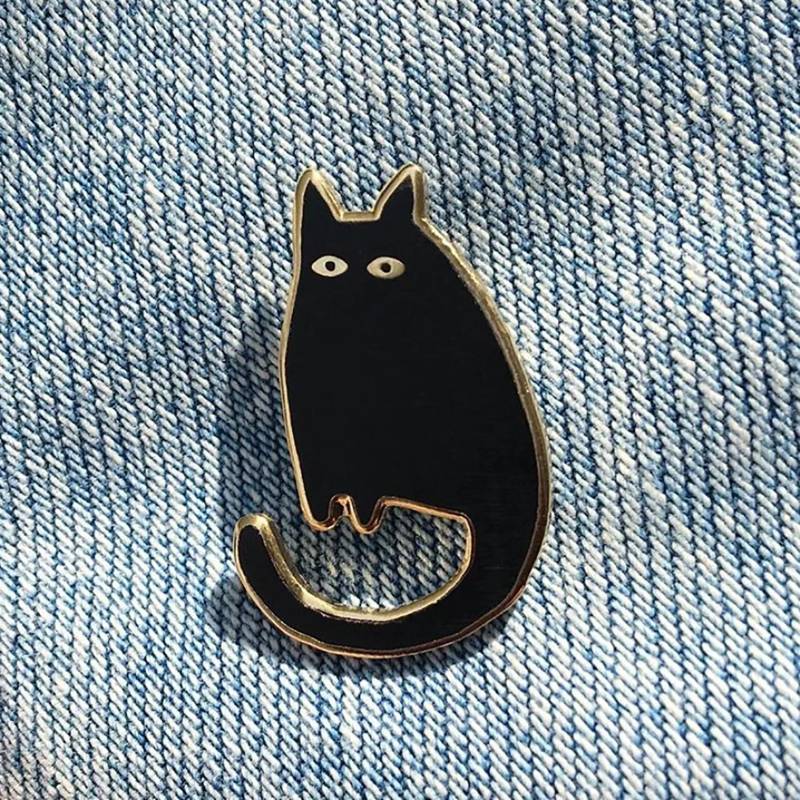 Pin Einer Schwarzen Katze Anstecknadel „Kees The Cat", Emailliert in Schwarz Und Gold Von Ateliertiti Pin Einer Schwarzen Katze Anstecknadel „Kees The Cat", Emailliert in Schwarz Und Gold Von Ateliertiti von Ateliertiti