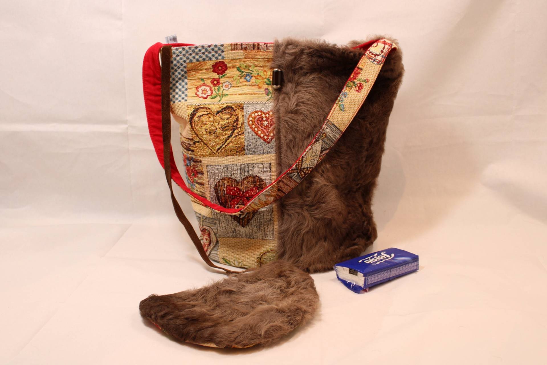 Nr.70 Wendetasche Mit Fell Nr.70 Wendetasche Mit Fell von Athulee