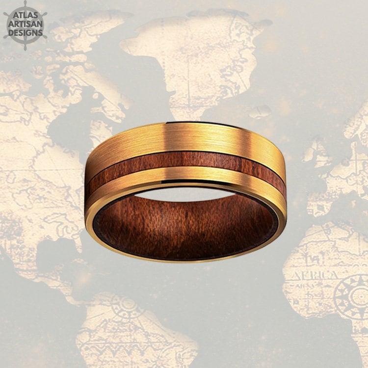 14K Gold Ehering Holzring - Gelbgoldring Herrenring Wolframring 8 Mm Wolfram Koa Holz Ring 14K Gold Ehering Holzring - Gelbgoldring Herrenring Wolframring 8 Mm Wolfram Koa Holz Ring von AtlasArtisanDesigns