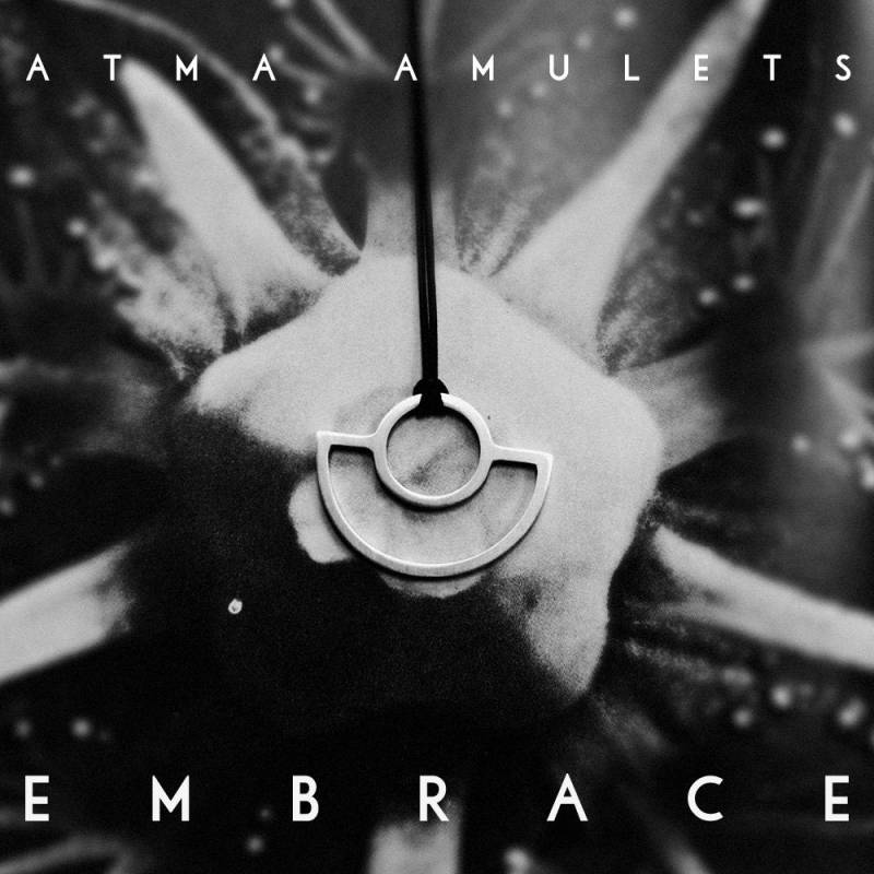 Atma Embrace - Luft + Wasser Silberamulett von AtmaIsSpace