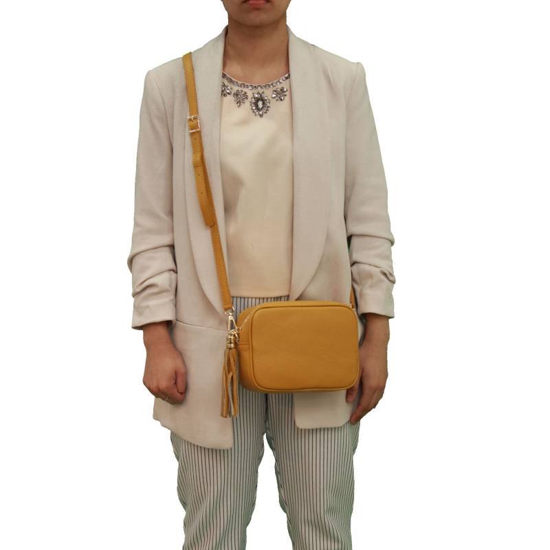 Damen Senf Gelb Echtes Weiches Leder Kompakte Umhängetasche Mit Quaste An Reißverschluss Befestigt von AtoZLeather